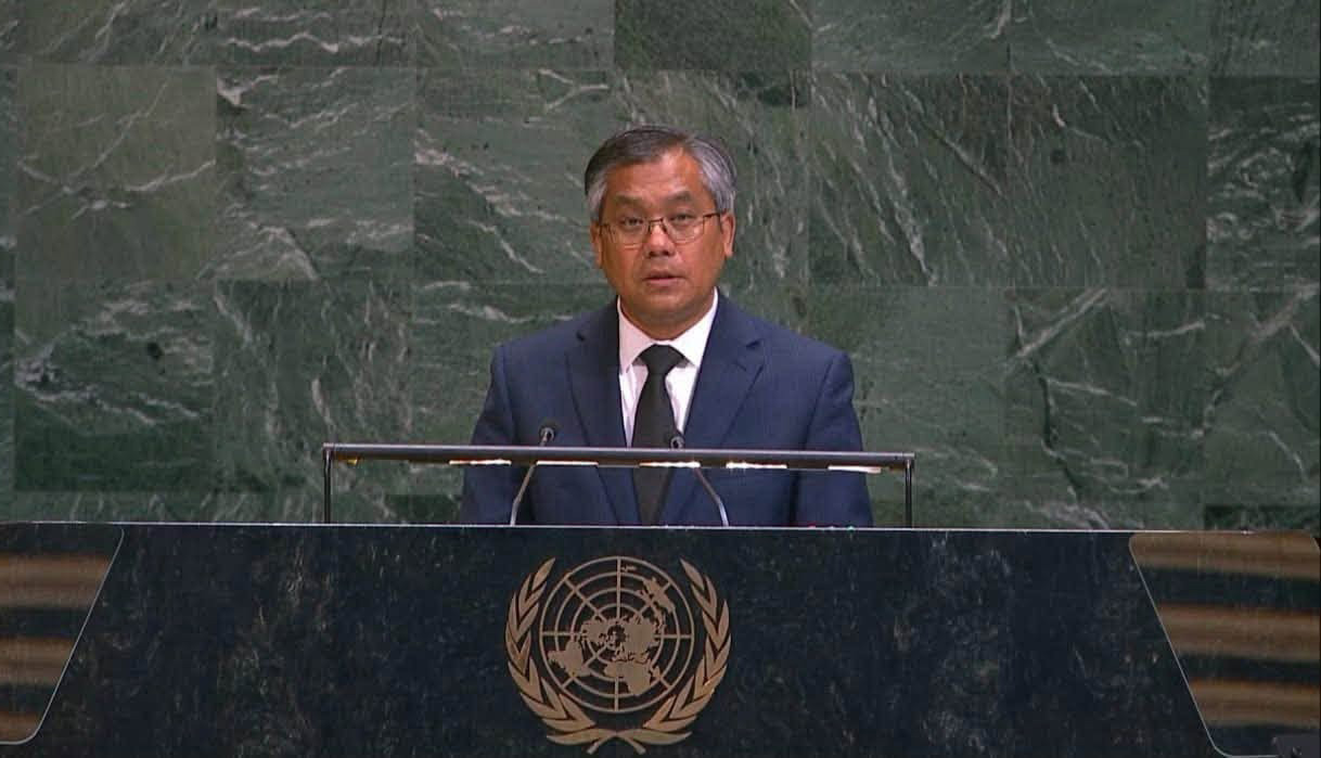 The Myanmar government has revoked the status of UN envoy Kyaw Moe Tun and is pursuing action against him