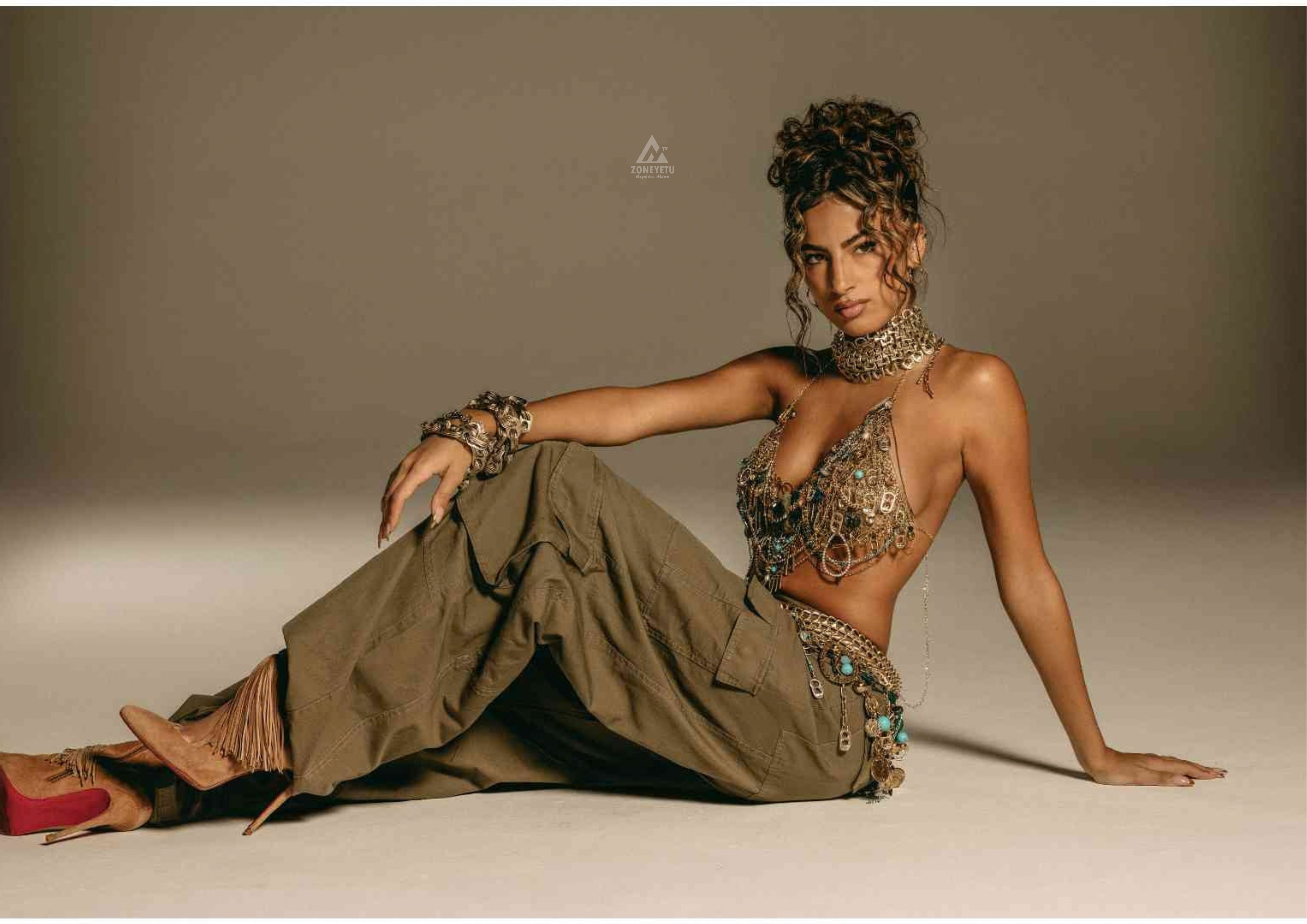 Msanii wa Pop wa Falme za Kiarabu, ALYA, Aanza Safari Yake kwa Wimbo Unaovutia “Lemonade”
