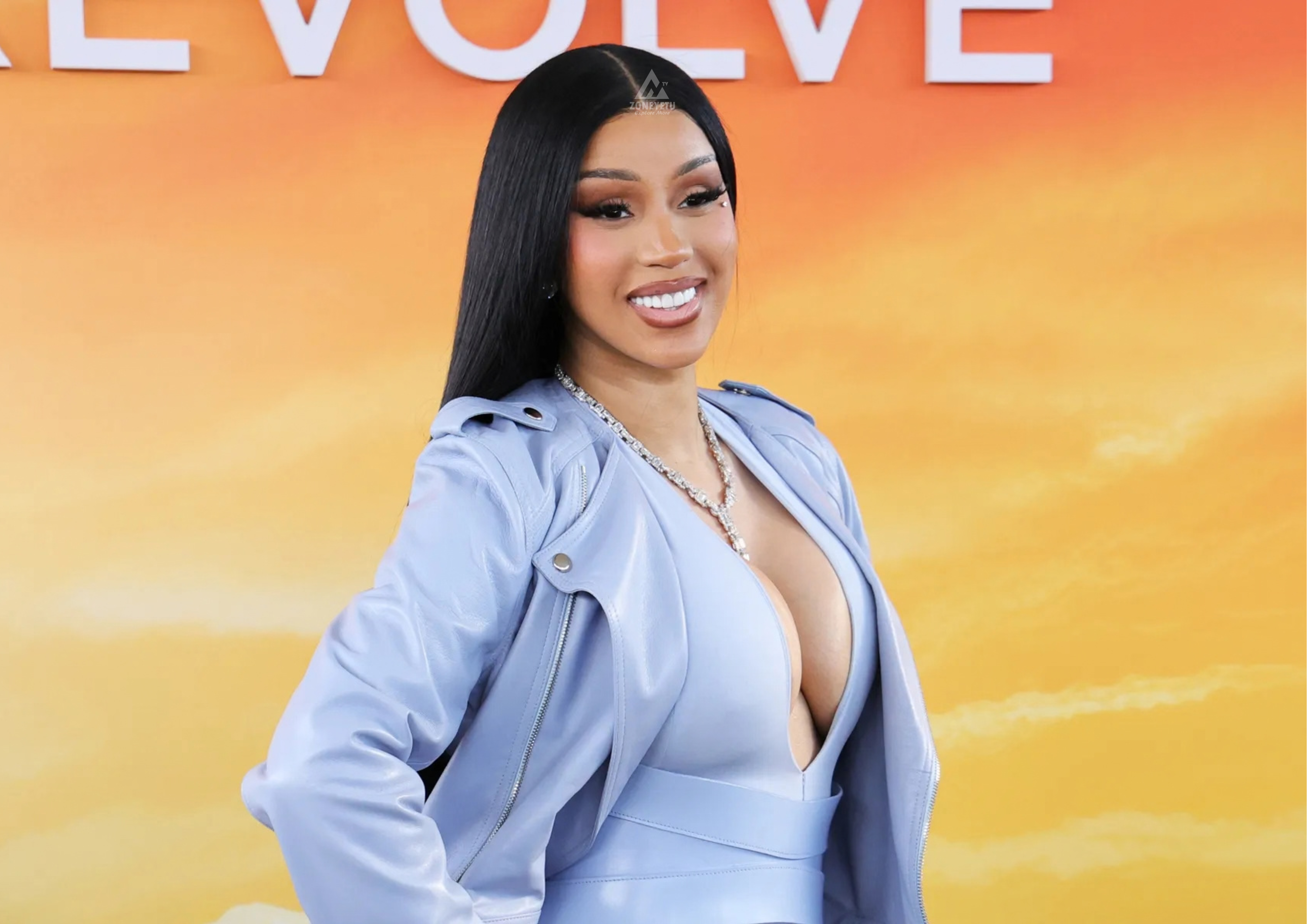 Cardi B Asema “Haikuwa Mimi” Baada ya Kufuta Tamasha Jamaica, Mashabiki Wadai Fedha Zao