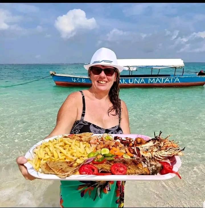 Hakuna Matata: Seafood Feast on Zanzibar's Shore