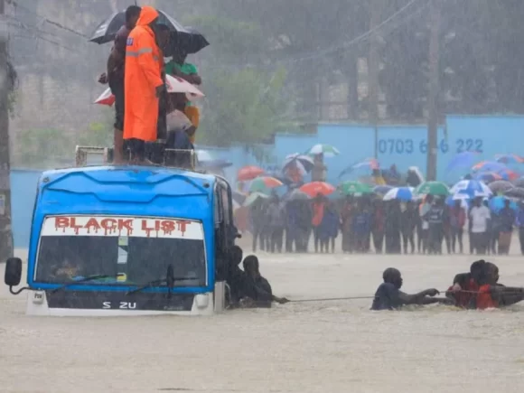 As people in Kenya tally the number of properties lost, heavy rains fall