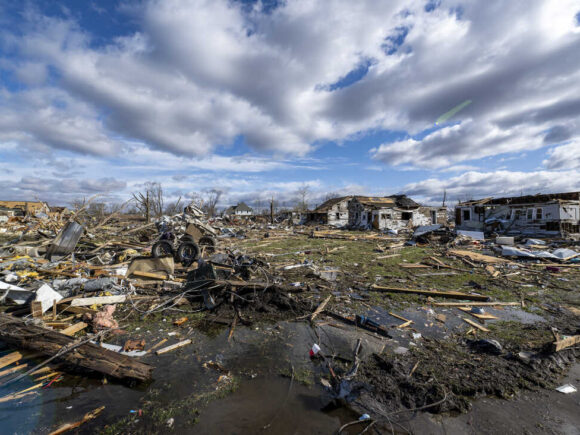 Five People Died While Deadly Tornadoes Torture Central USA