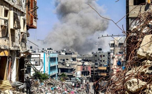 Five are killed in Rafah by airstrikes, while Israeli troops advance into Jabalia