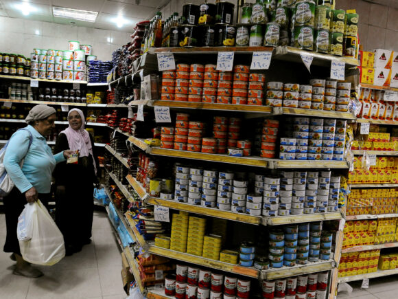 In April, headline inflation in Egypt decreased to 32.5%