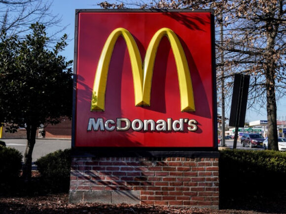 McDonald’s Suffers Financially, Examining New Offer To Regain Clientele