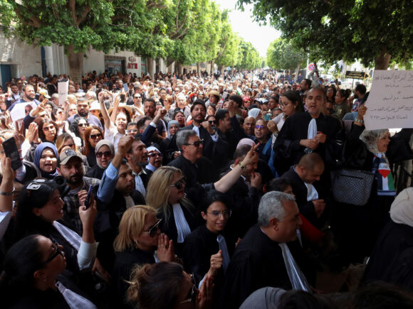 Lawyers in Tunisia go on strike in protest at alleged police mistreatment