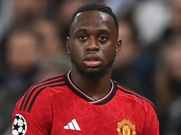 Galatasaray and Aaron Wan Bissaka’s transfer is “nearing completion,” with an offer of a four-year contract