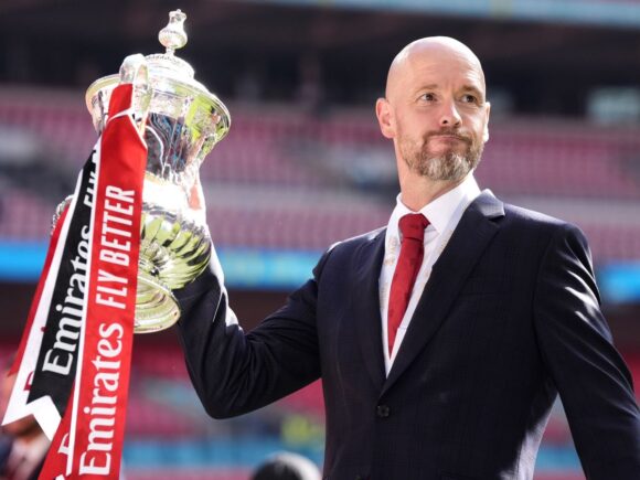 Erik ten Hag is in negotiations to extend his contract as Manchester United’s manager