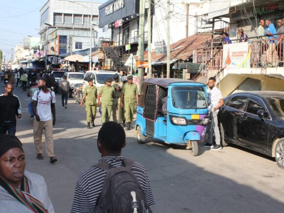 Police are dispatched when the Dar es Salaam traders’ strike spreads to other cities