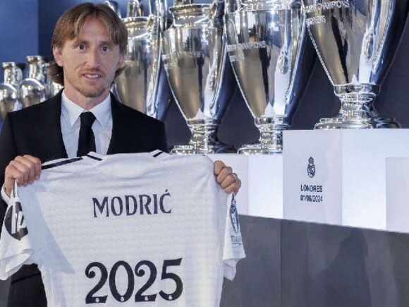 Modric’s Real Madrid contract is extended through 2025