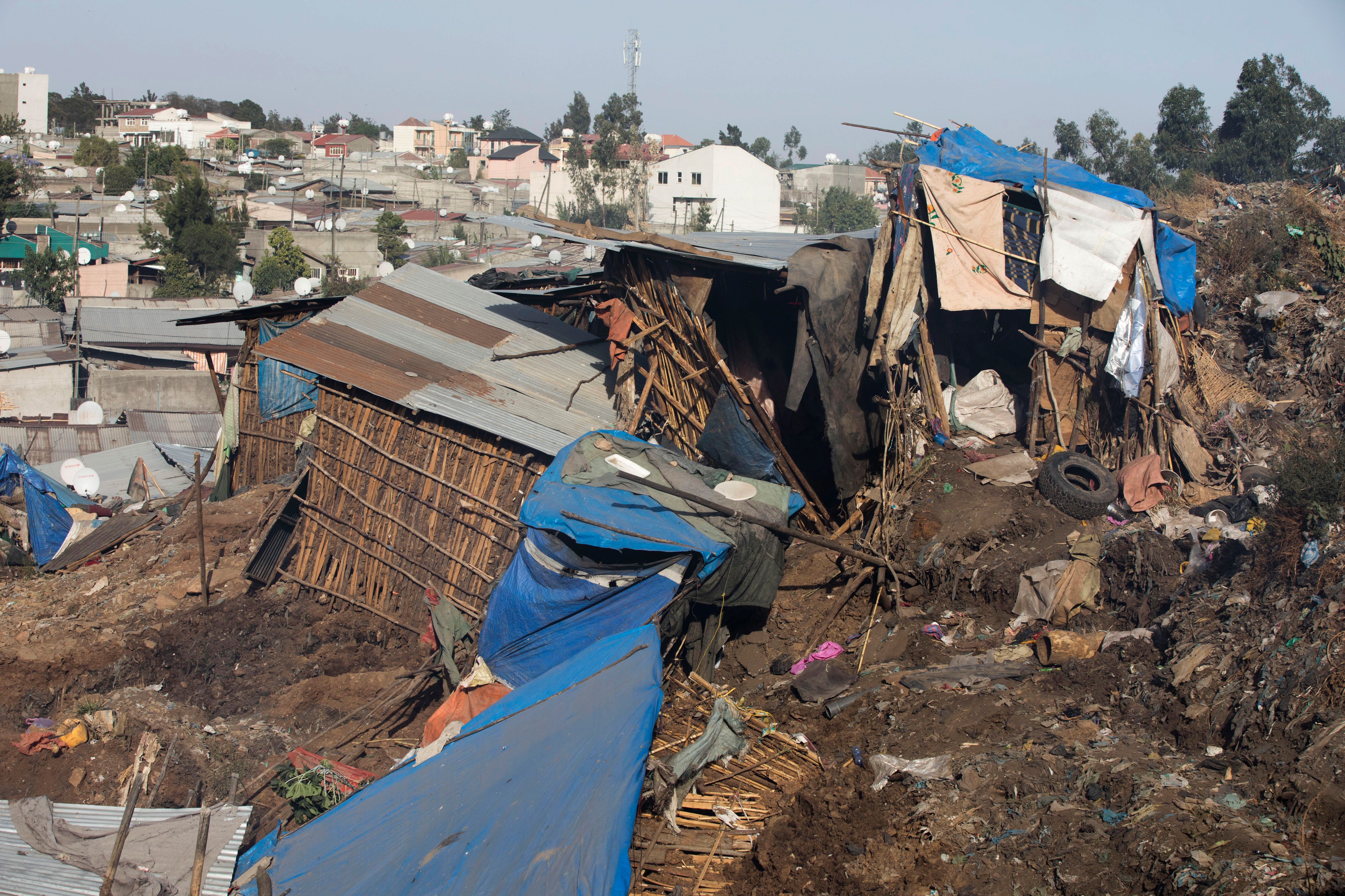 50+ bodies found in the mud following a landslide in southern Ethiopia