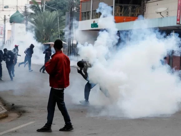 Kenyan police deploy tear gas to disperse protestor pockets in Nairobi