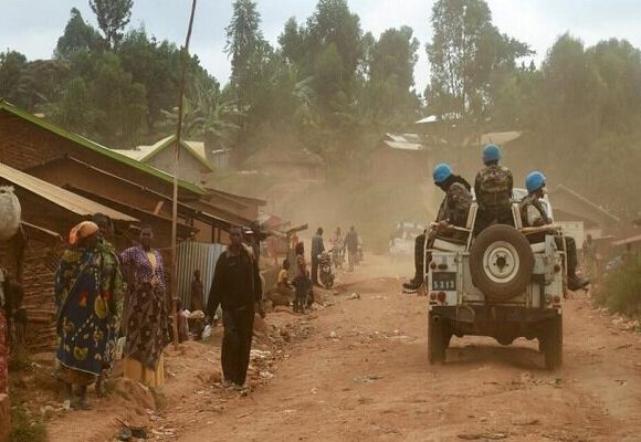 The M23 insurgents and the DR Congo army are engaged in a conflict in the vicinity of densely populated eastern cities