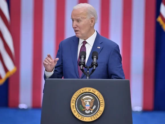 Biden addresses the leaders of Egypt and Qatar in an effort to secure an armistice in Gaza