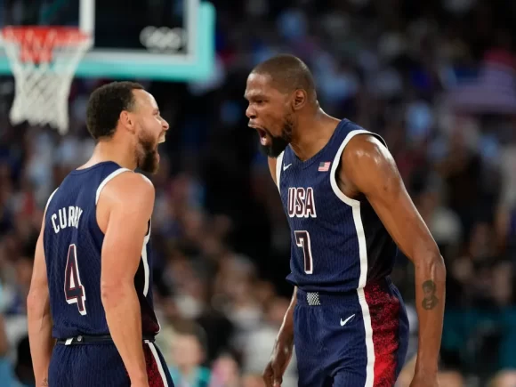 Team USA defeats France in Paris to win its 17th Olympic gold medal thanks to Stephen Curry and Kevin Durant