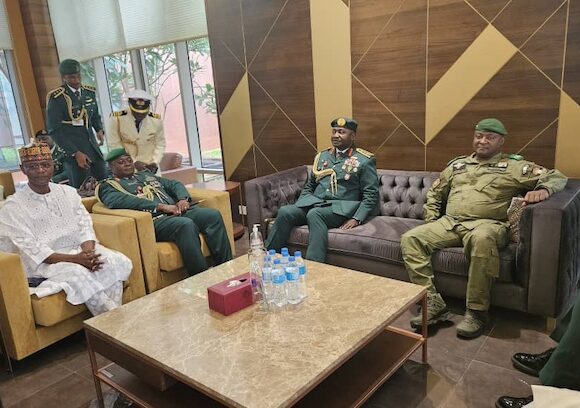 Nigeria’s Defense Chief Musa pays a visit to the leaders of Niger Junta to discuss potential collaboration on security matters