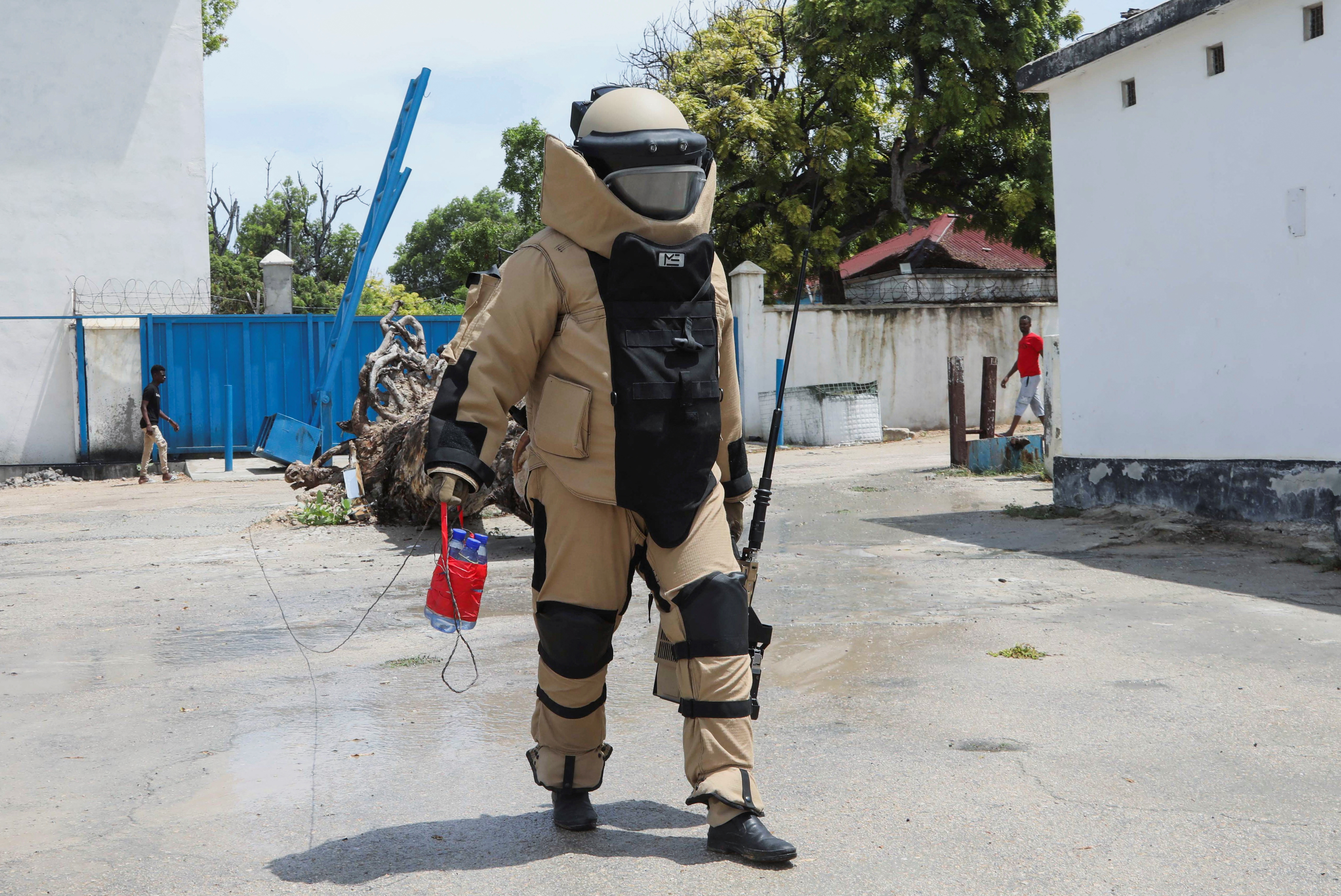 Somalia’s explosive disposal specialists confront their fears in order to safeguard lives