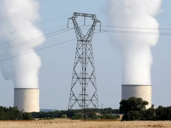 South Africa postpones the plans for a nuclear power facility in order to conduct additional