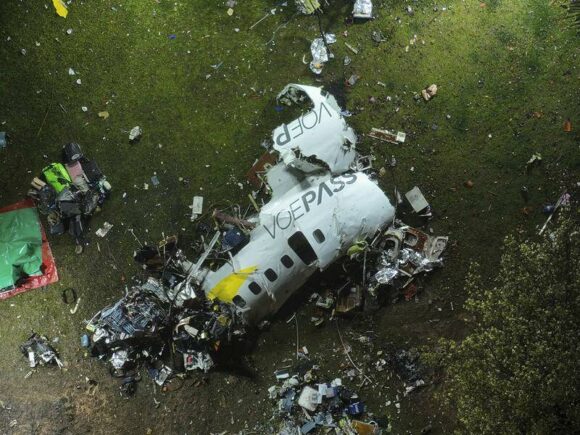 Sao Paulo crash: Emergency responders begin to gather the dead