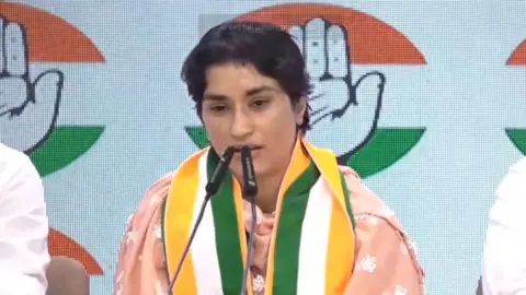 Indian Olympic wrestlers Punia and Phogat joined the opposition Congress after entering politics