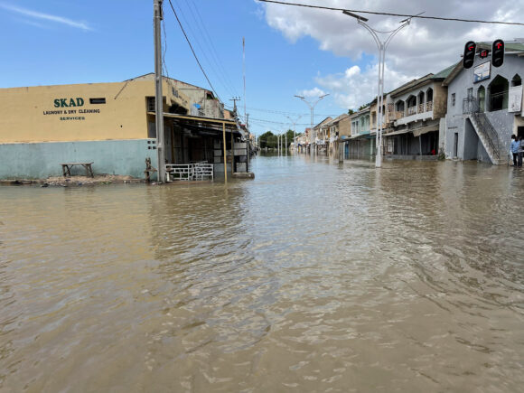 After the floods, nearly 300 prisoners were able to flee from a Nigerian prison