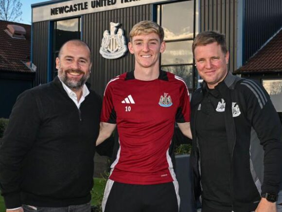 Gordon and Newcastle agree on a long-term contract