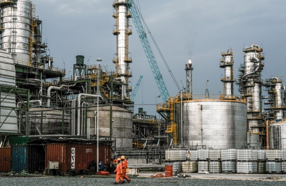 Ghana considers importing petroleum from the Dangote refinery