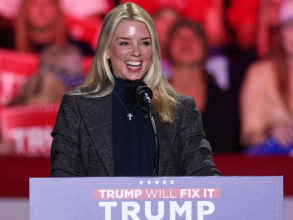 Following Gaetz’s withdrawal, Trump names Pam Bondi as his attorney general