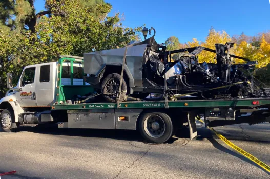 Tesla Cybertruck Blaze Kills Three in Northern California