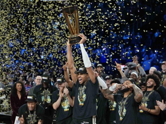 Giannis Antetokounmpo leads the Bucks to a win over the Thunder in the NBA Cup final