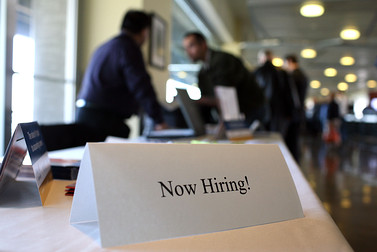 US jobless claims decline weekly; GDP growth is revised upward for the third quarter