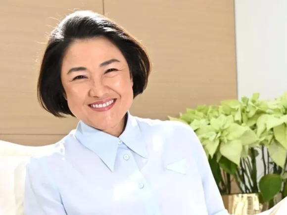 Chinese billionaire Zhang Xin supports international streaming and film ventures by investing in Mubi and joining the board