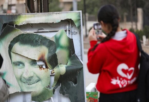 Assad’s last hours in Syria: deceit, hopelessness, and escape