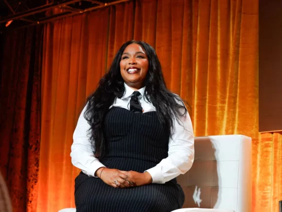 I’m feeling fantastic! Lizzo’s very stunning transformation photo celebrates her reaching her goal weight