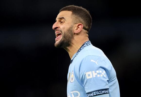 Guardiola claims that Kyle Walker has requested to leave Man City