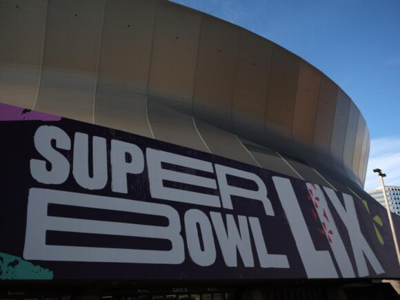 Super Bowl security will be reviewed by a congressional delegation: report