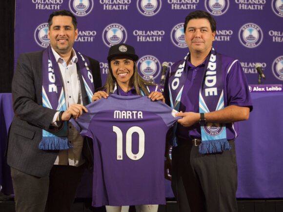 “I’m staying at home!” Brazilian Marta prolongs his spell at Pride of the NWSL