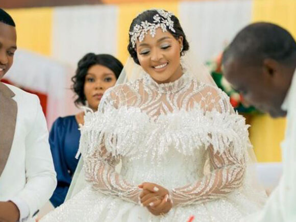 Husband and Actress Wolper Stylist to Divorce