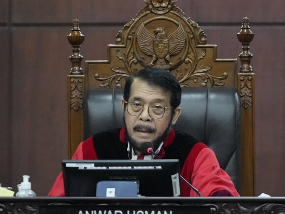 Vote threshold for presidential candidates is not legally enforceable, according to an Indonesian court