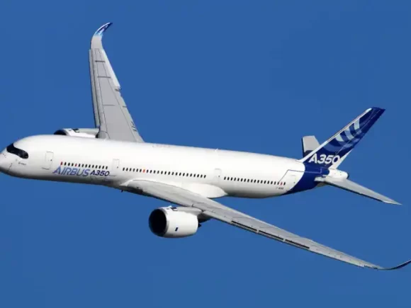 In 2024, Airbus maintains its lead with 766 jet deliveries