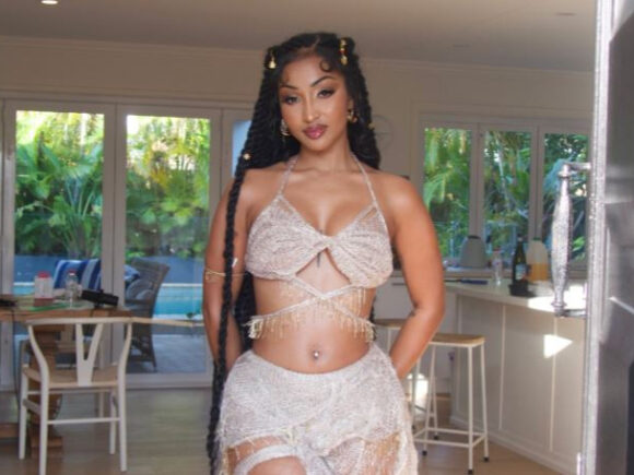 Shenseea’s performance at Raha Fest was shortened as a result of chaos and tears