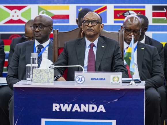 Kagame informs regional leaders that the conflict in the Democratic Republic of the Congo is an ethnic war