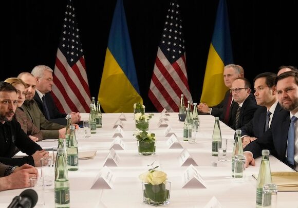 Despite security concerns, Ukraine and the US reach a mineral deal