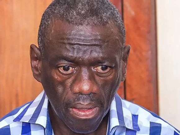 Bobi Wine claims that Besigye collapsed on Monday morning