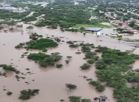 Flash floods in Botswana kill seven people and uproot hundreds more