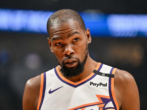 Kevin Durant of the Suns is the subject of speculation as the trade deadline approaches