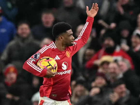 Emmanuel Eboué: Amad Diallo Must Develop His Strength Like Ronaldo