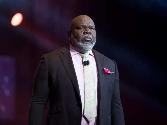 Bishop T.D. Jakes declares his resignation as The Potter’s House’s lead pastor