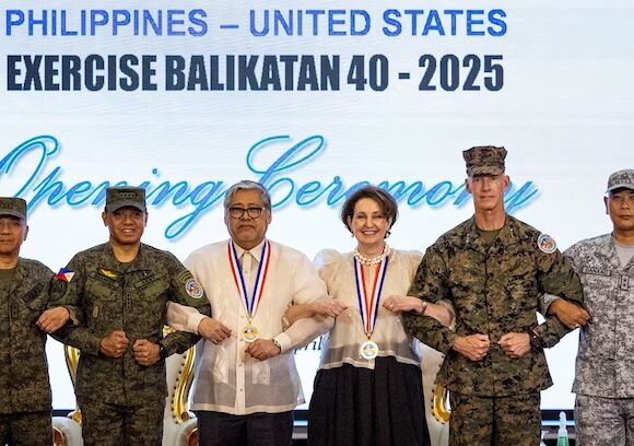 The US and the Philippines begin joint combat drills in a significant “full battle test” exercise