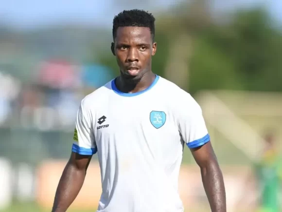 South African footballer Sinamandla Zondi has passed away after collapsing during a warm-up session